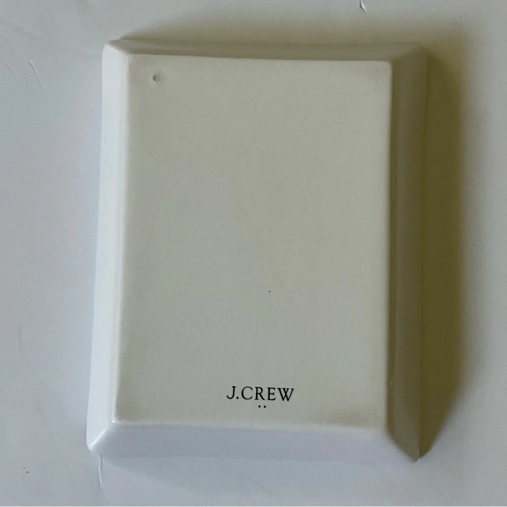 J. Crew Ceramic Trinket Dish Jewelry Organizer Silver EUC Men’s Women’s keys 5.5